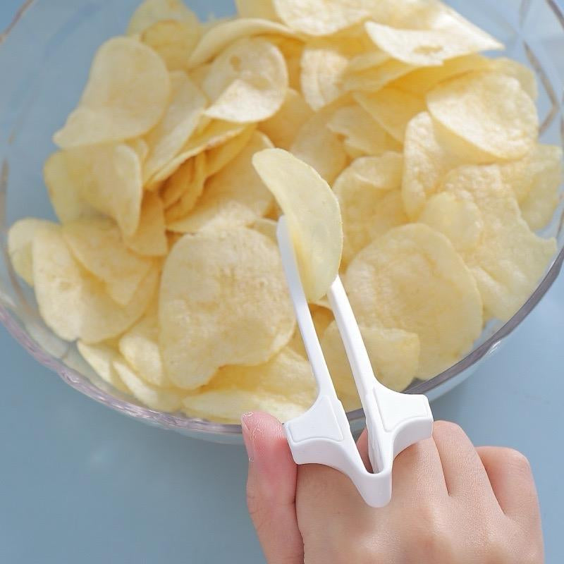 Finger Chopsticks for Snacking, Multicolor Reusable Gamer Chopsticks, Snack Tongs, Chip Grabber for the Ultimate Gaming Experience, Perfect Snack Chopsticks Cutlery Tableware Plastic Utensils Utility